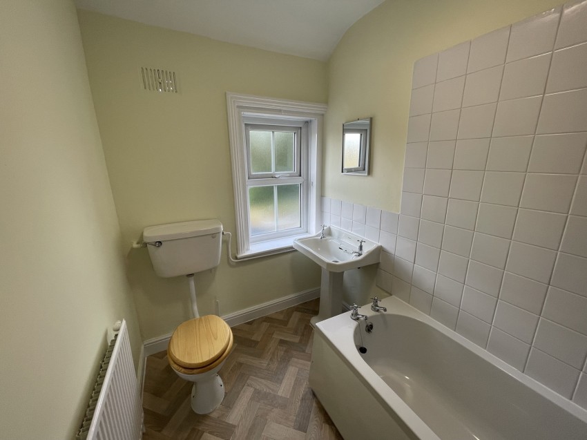 Images for Killinghall, Harrogate, North Yorkshire