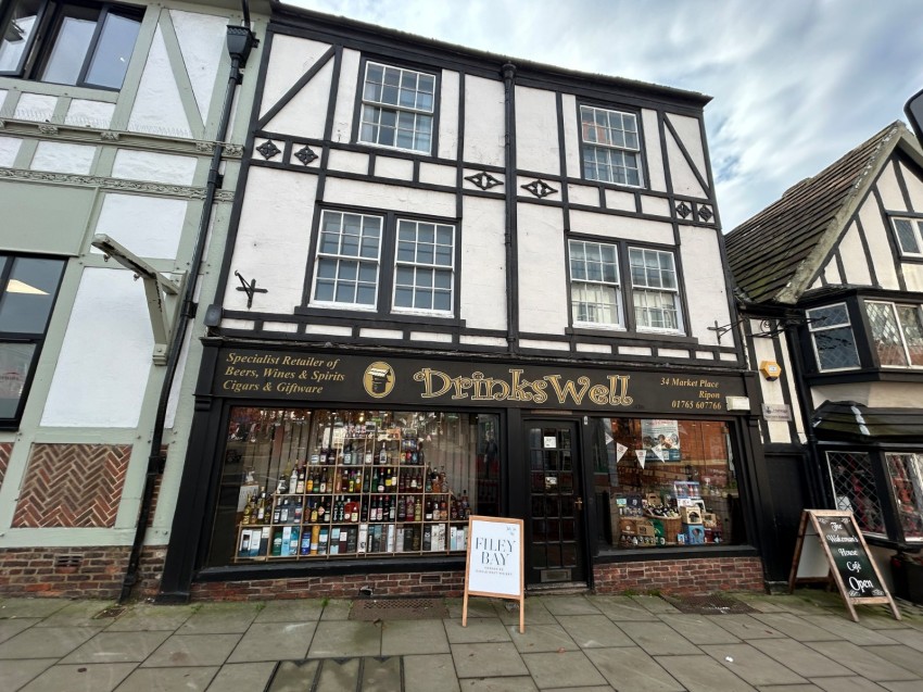 Images for Beckets House, 34 Market Place, Ripon