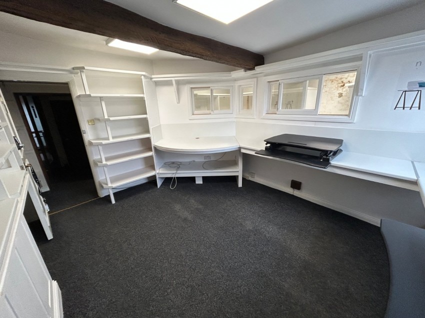 Images for Beckets House, 34 Market Place, Ripon