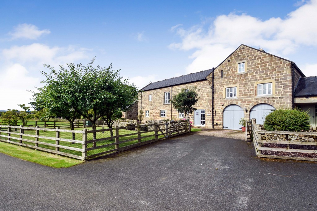 Newton Hall Barns, HG3 3DZ, 3bedroom, Link Detached House