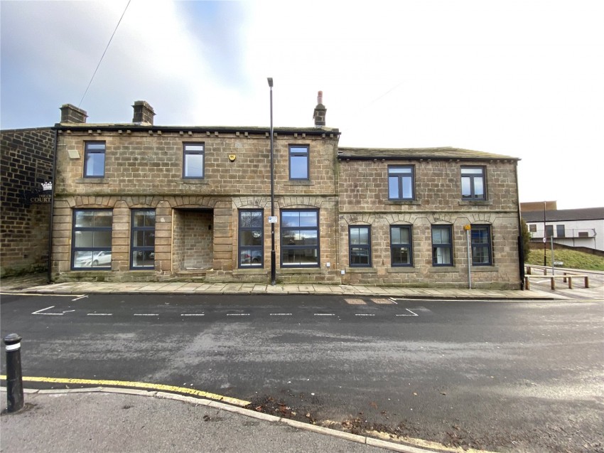 Images for Yeadon, Leeds, West Yorkshire