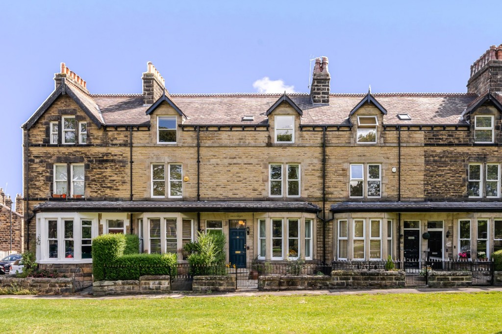 Dragon View, Harrogate, HG1 4DG, 5bedroom, Terraced House